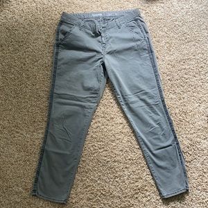 Sonoma olive green capris size 10